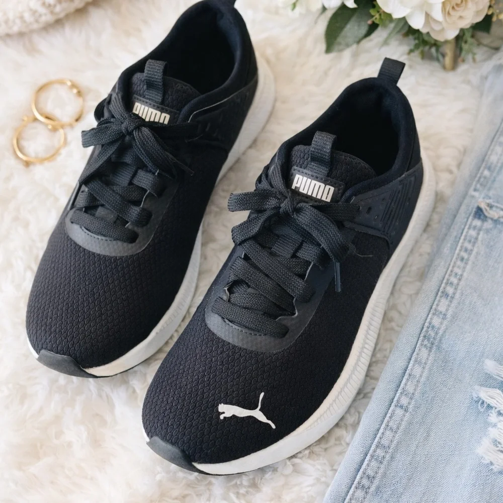 Puma Black Athletic Sneakers Women’s Size 9